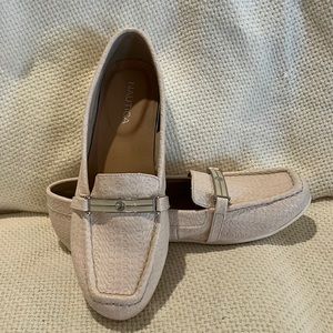 Nautica flats